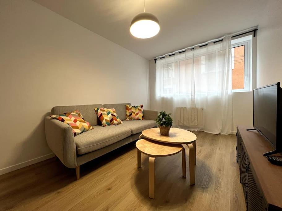 Designer - Centre Montereau Apartment Exterior photo